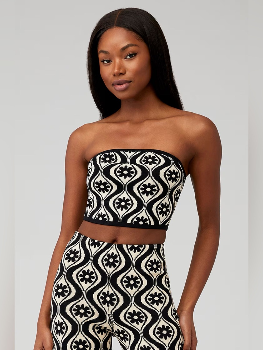 FINDERS KEEPERS Quinn Knit Top in Cream Retro Floral Crop Tube US XS